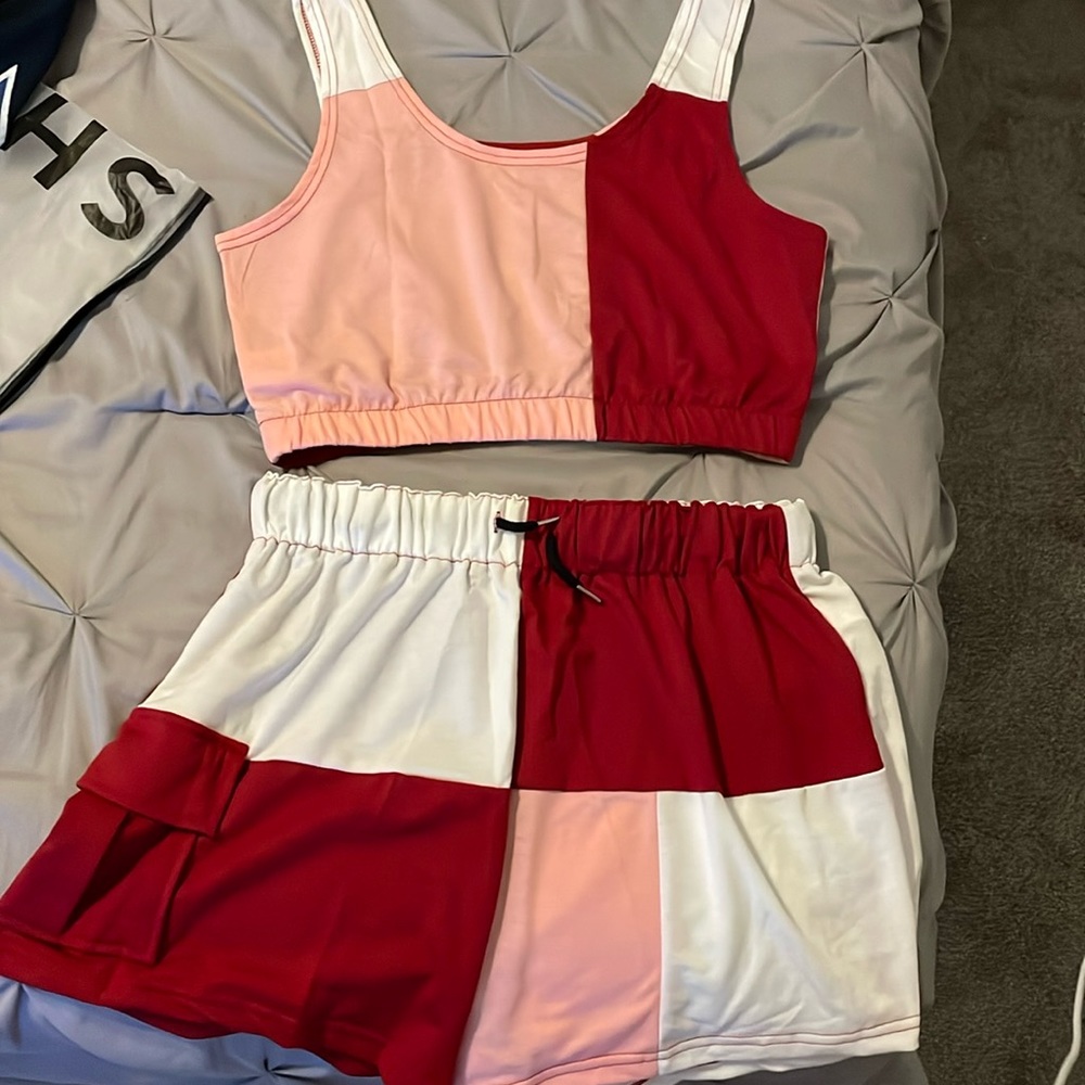 Shein tank and shorts set, very soft and have a stretch to them, NEVER WORN